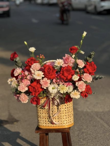 Lẵng hoa đỏ vip1